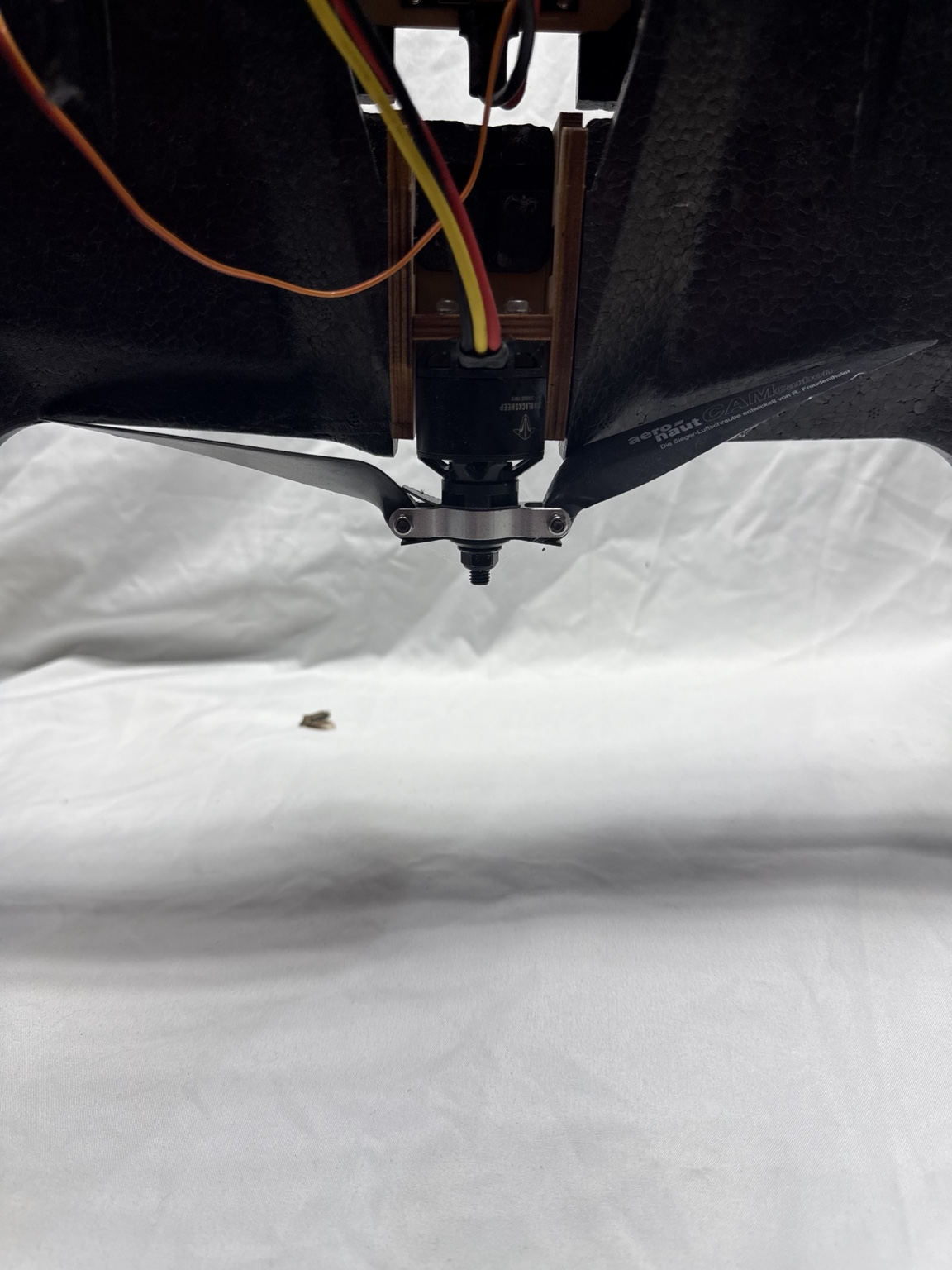 TBS Caipirinha II FPV Flying Wing Built Airframe Motor ESC Servos Used — actual PRF item photo 4 of 4