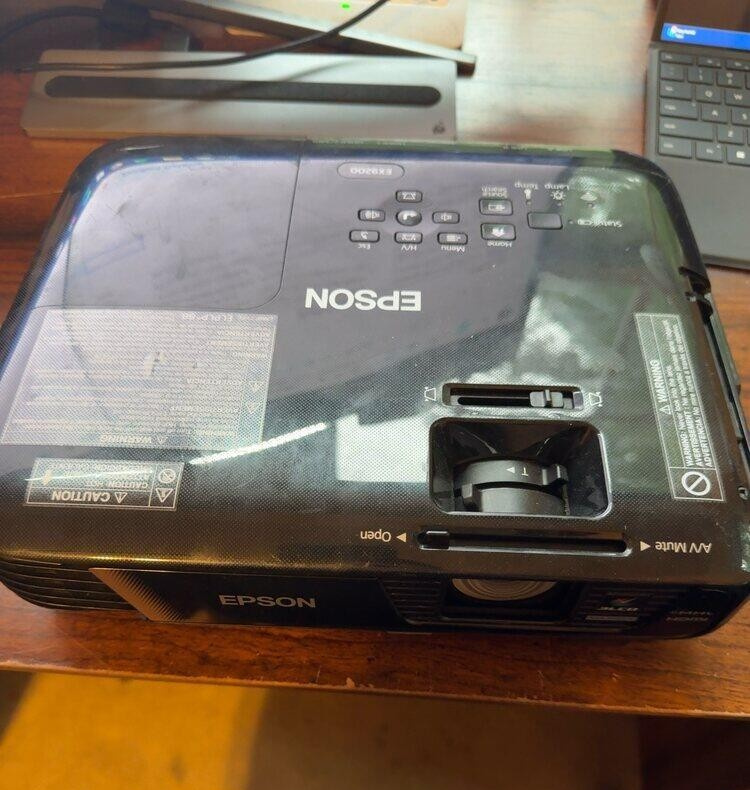 Epson EX9200 Pro H722A Wireless WUXGA 3LCD Projector Tested Working