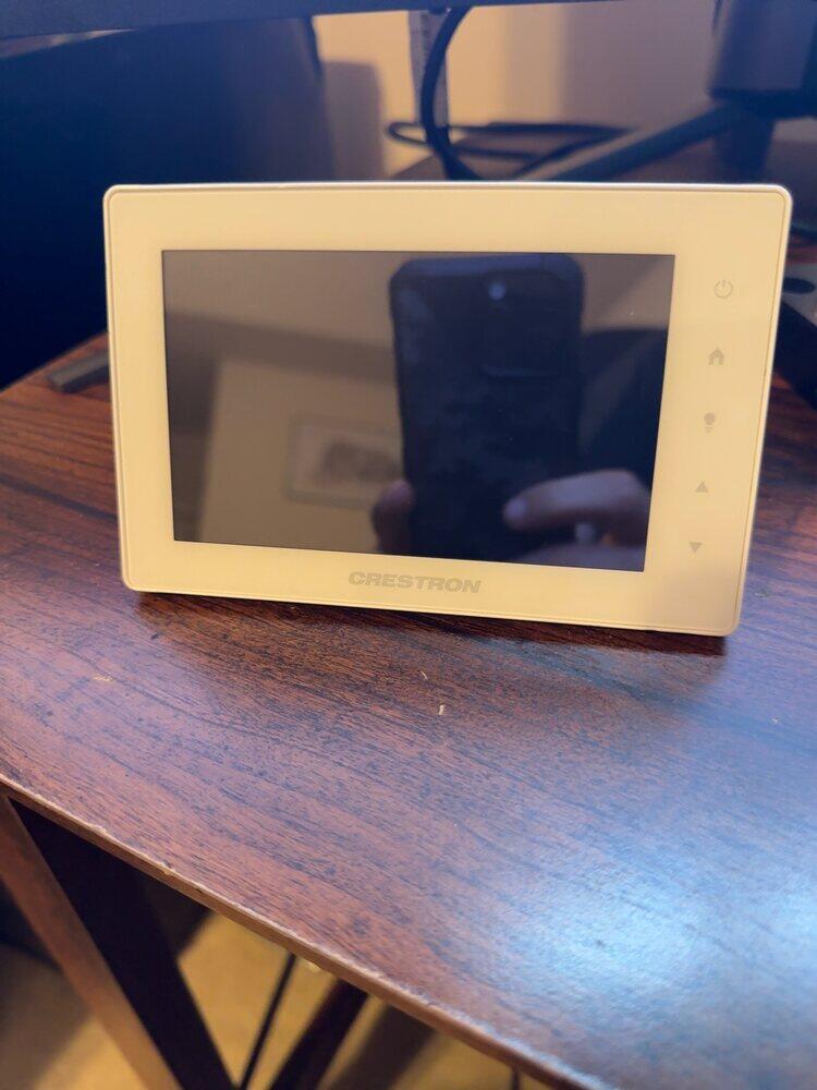 Crestron TSW-560-W-S 5-Inch Touch Screen Control Panel Open Box Never Used — actual PRF item photo 1 of 1