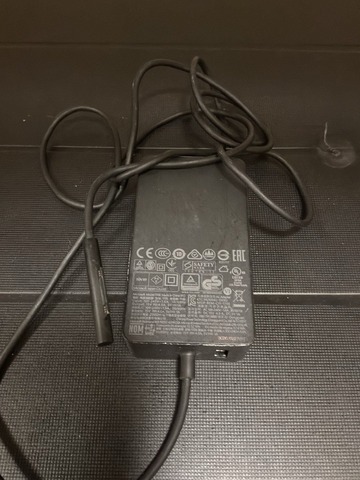 Microsoft Surface Connect Power Supply 65W Model 1706