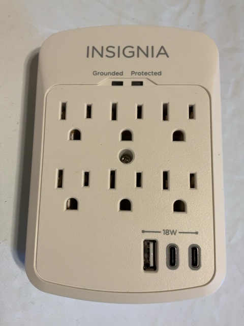 Insignia NS-WTSP26 6-Outlet Wall Tap Surge Protector USB-C USB-A 1800J