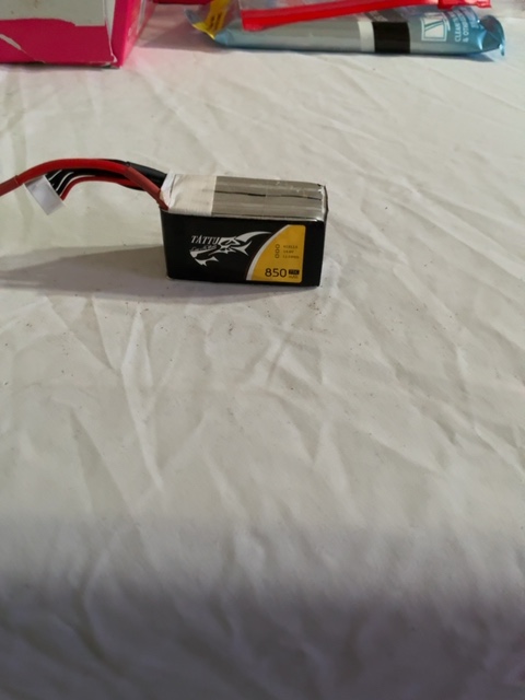 TATTU R-Line 850mAh 4S 95C HV XT30 15.2V Lipo Battery Long Pack with Plug — actual PRF item photo 1 of 2