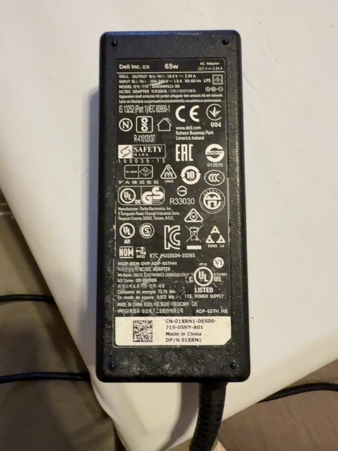 Dell 65W AC Adapter DA65NM111-00 01XRN1 19.5V 3.34A