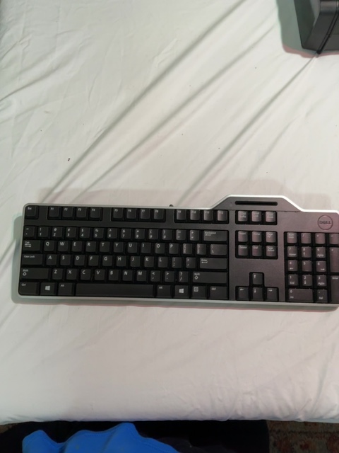 Dell KB813 Wired USB Smart Card Reader Keyboard Black Used Tested — actual PRF item photo 1 of 1