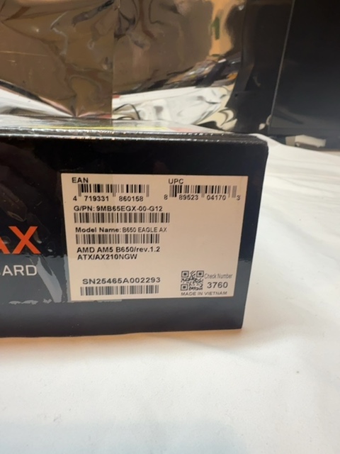 GIGABYTE B650 EAGLE AX Open Box — actual PRF item photo 2 of 2
