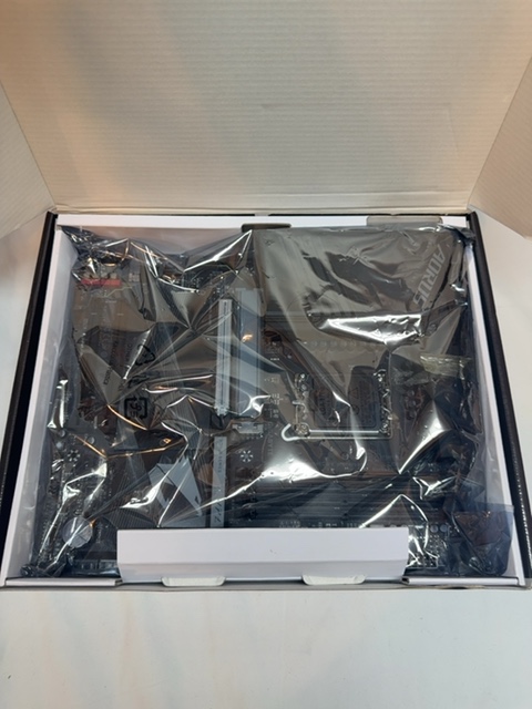 GIGABYTE Z790 AORUS ELITE AX Open Box — actual PRF item photo 1 of 2