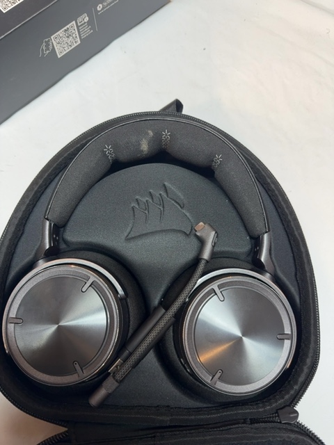 Corsair CA-9011372-WW Virtuoso Max Open Box — actual PRF item photo 1 of 1