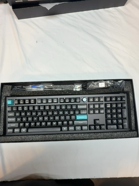 Keychron Q6U-M3 Q6 Ultra 8K Open Box — actual PRF item photo 1 of 2
