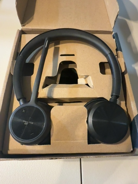 Poly Voyager 4320 UC Open Box — actual PRF item photo 1 of 2