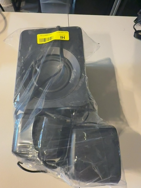 Insignia Powered Computer Speakers with Subwoofer (3-Piece) NS-PSD5321 - Used - Good — actual PRF item photo 1 of 1