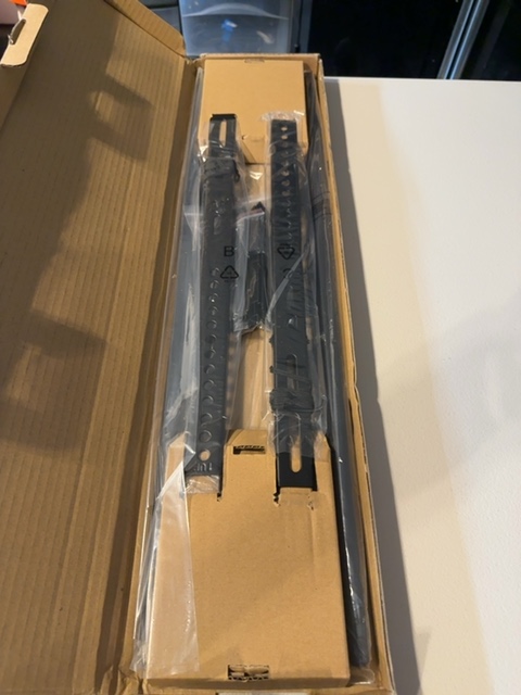 Best Buy essentials BE-MLFX Large Fixed TV Wall Mount for 37-90" TVs Open Box — actual PRF item photo 1 of 1