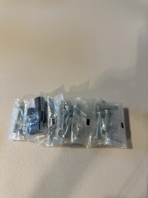 INSIGNIA NS-HTBOLT1 TV Wall Mount Kit Open Box — actual PRF item photo 1 of 3