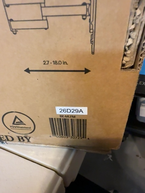 Best Buy essentials BE-MLFM Large Full-Motion Wall Mount for 47-84" TVs Open Box — actual PRF item photo 1 of 3