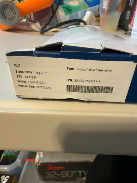 Insignia NS-RMT3D21 3-Device Universal Remote Open Box — actual PRF item photo 2 of 2