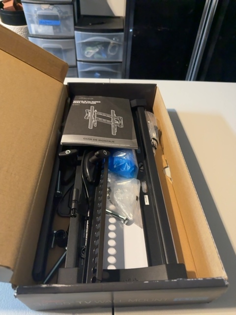 Rocketfish RF-HTMT15 Tilting TV Wall Mount for 32-55" TVs New Sealed — actual PRF item photo 3 of 3