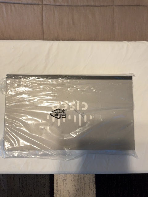 Cisco WS-C2960G-24PC-L Network Switch New Sealed — actual PRF item photo 1 of 2