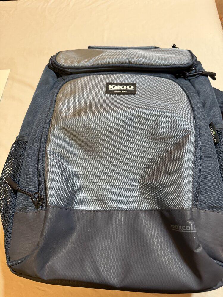 Igloo 18-Can MaxCold Evergreen Hard Grip Cooler Backpack Blue Sports Hiking